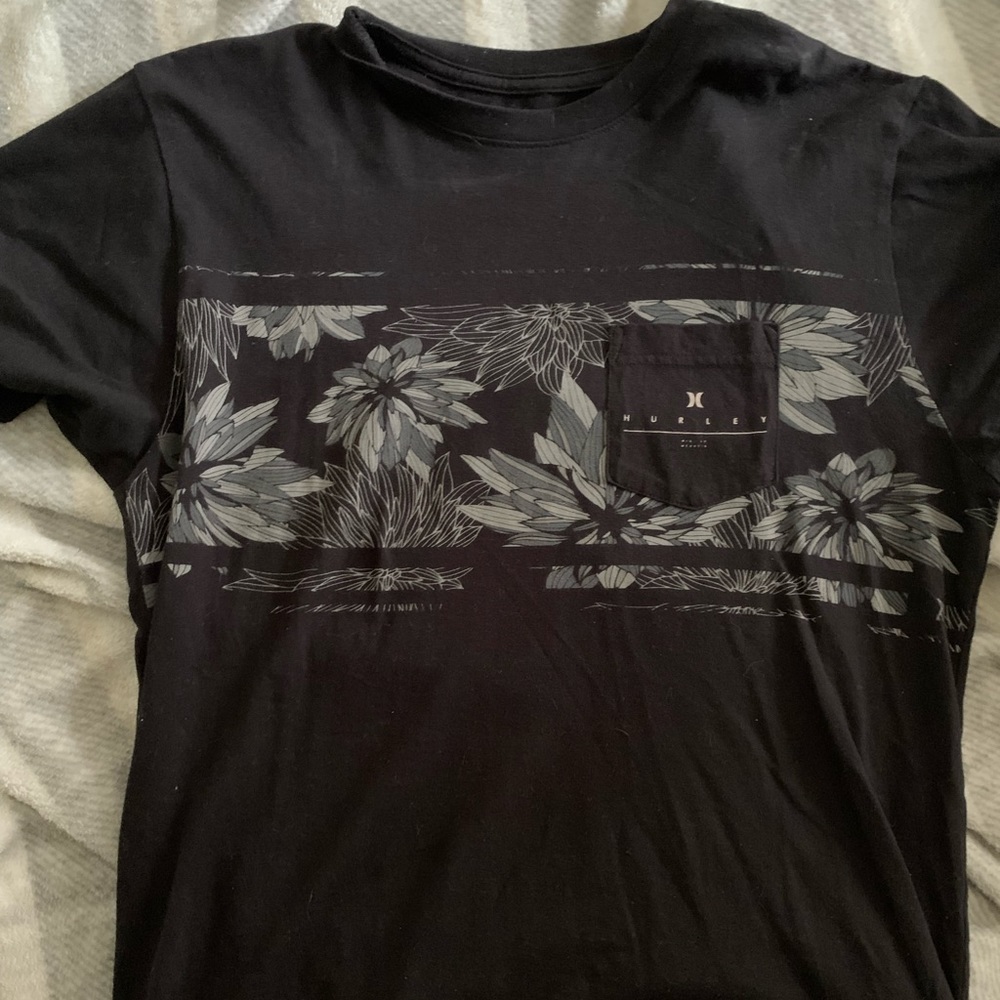 Mens Hurley tee